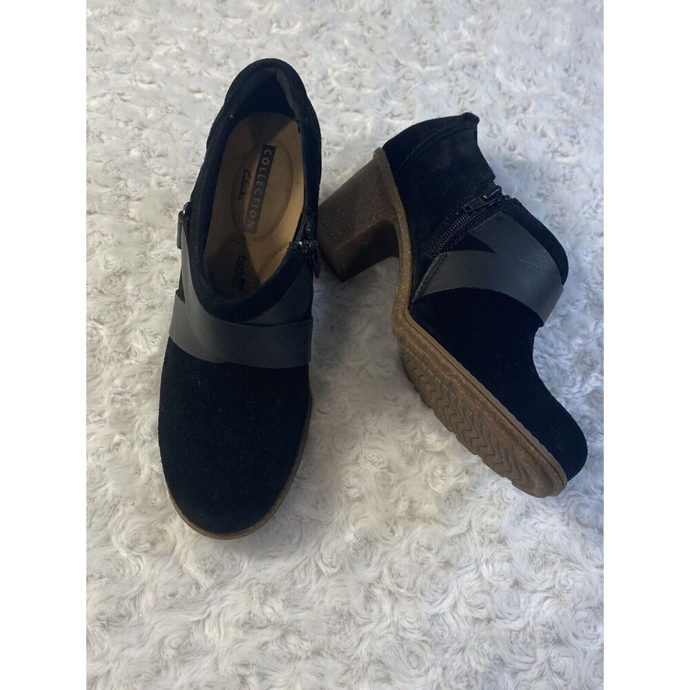 Clarks Booties Heels Black Suede Shoes Zip Women’s Size 7.5 M Block Heels